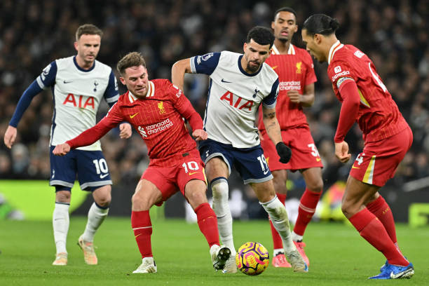 阿斯頓維拉宣布阿森納門將馬丁內斯加盟球隊 曾幫助槍手奪得兩冠王.